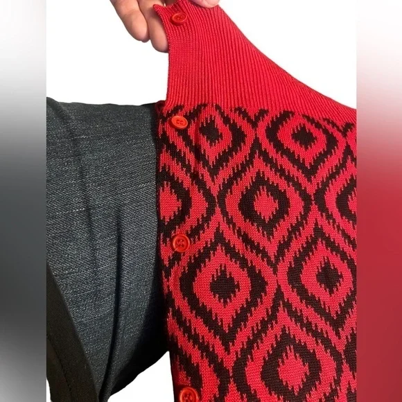 Papillon NWT scene weaver red and black rayon scarf or Shae - Picture 2 of 7